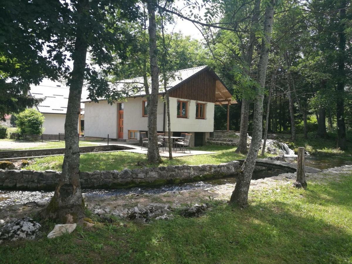 Hotel Stari Mlin Korenica Exterior foto